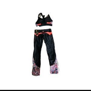 Body Glove Black and Floral Women's Leggings Set